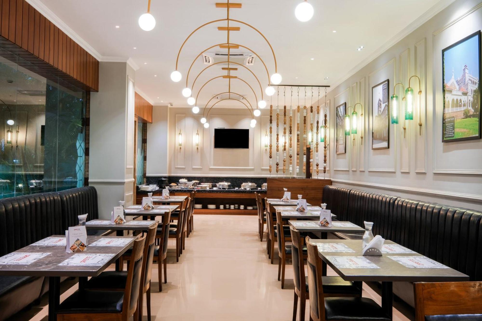 7 Apple Hotel - Viman Nagar פונה מראה חיצוני תמונה