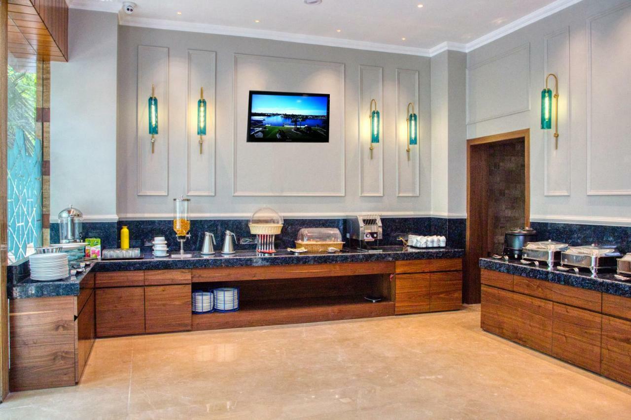 7 Apple Hotel - Viman Nagar פונה מראה חיצוני תמונה